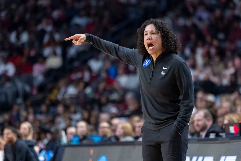 Kara Lawson’s Brutal Honesty Playing Major Role in Top 2026 Recruit Jenica Lewis’ Possible Duke Commitment