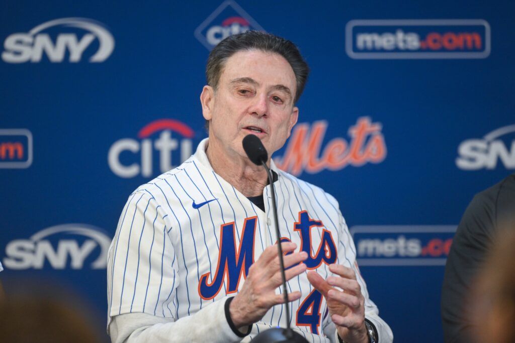 Kevin Willard Notes Former Boss Rick Pitino's 'Old School' Strategy at St. John's and What We Can Expect This Year