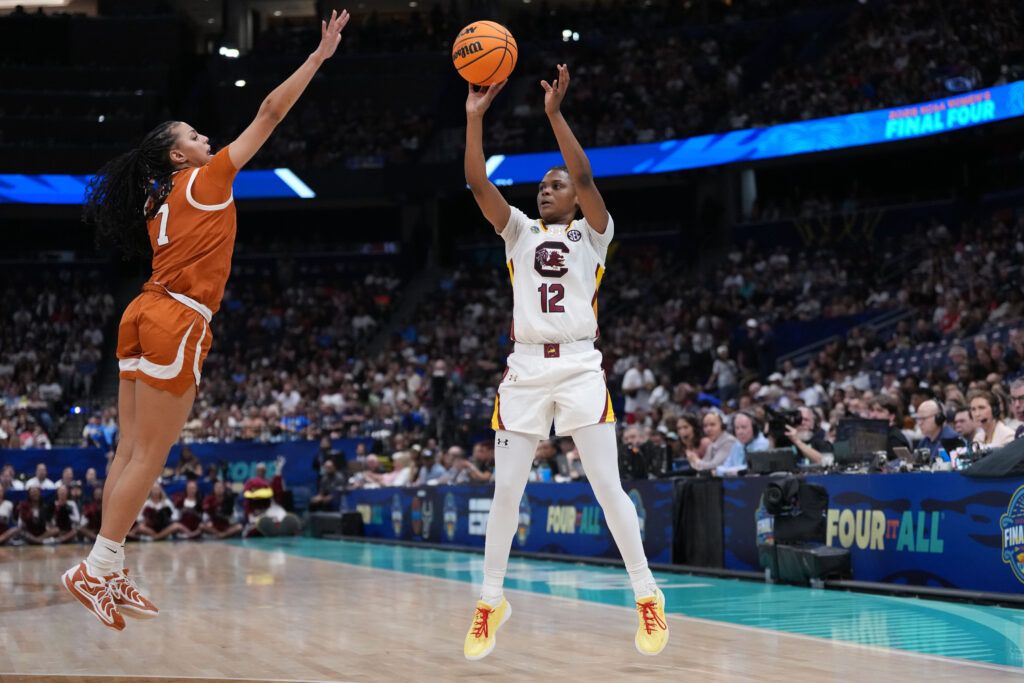 Losing MiLaysia Fulwiley Could Have Silver Lining for Dawn Staley and Gamecocks, Says Analyst Despite Major Challenge