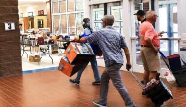 Friends Of The C.H. Booth Library 49th Annual Book Sale Comes To A Close – The Newtown Bee