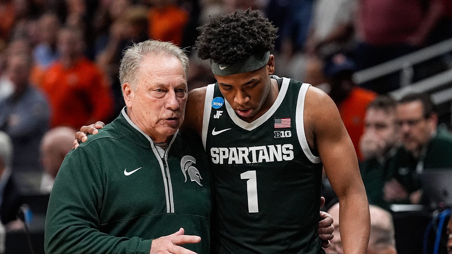 Michigan State head coach Tom Izzo talks to guard Jeremy Fears Jr. (1) after a play against Auburn during the second half of the Elite Eight round of NCAA tournament at State Farm Arena in Atlanta, Ga. on Sunday, March 30, 2025.