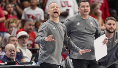 Bold Louisville basketball prediction has Cardinals fans screaming Final Four or bust