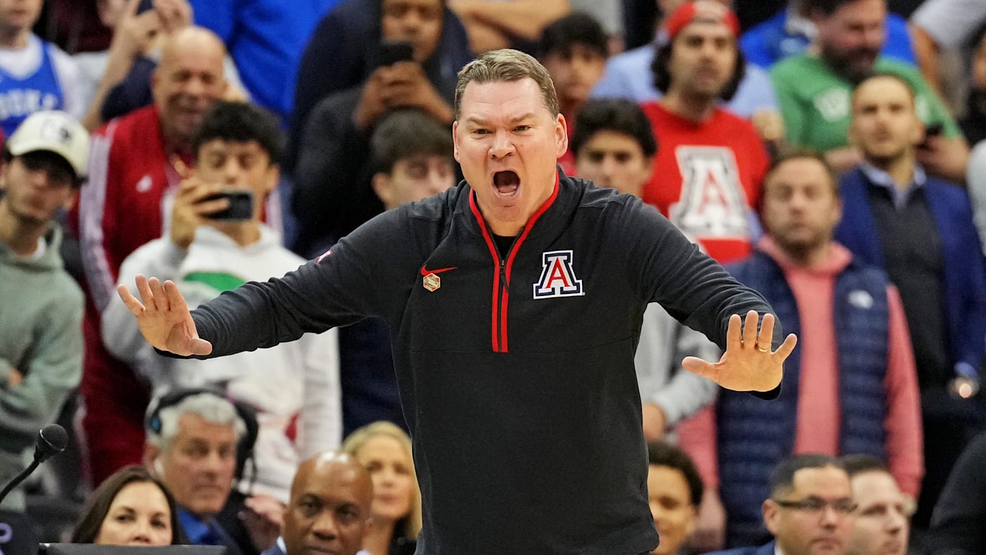 Arizona Sees Spot Open on Coaching Staff