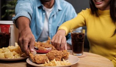 Foods like pepperoni, chicken nuggets, syrup-packed canned fruit, frozen dinners, candy, store-bought breads, chips, and ice cream are classic ¿red flag¿ ultra-processed foods¿packed with additives, excess sugar, salt, or unhealthy fats