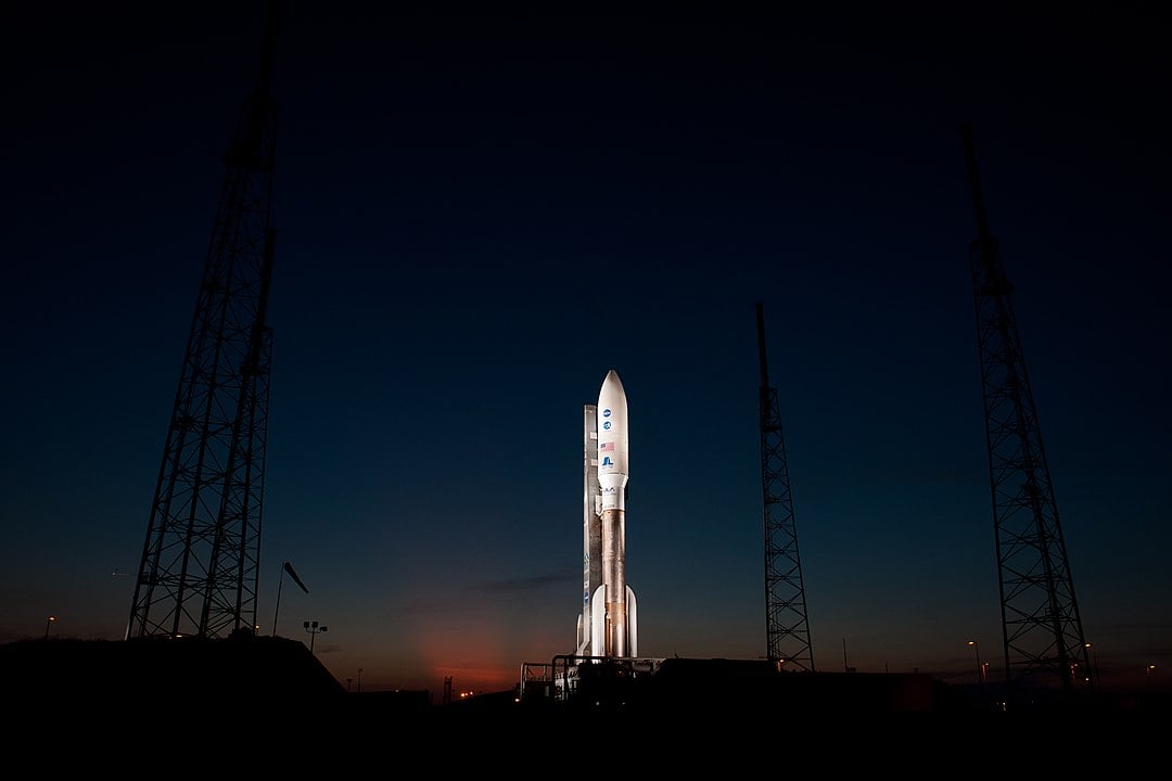 Juno awaiting its launch in 2011 (Credit : Bill Ingalls)