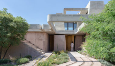OF. Brutal Honesty Mountain House / OF. Studio