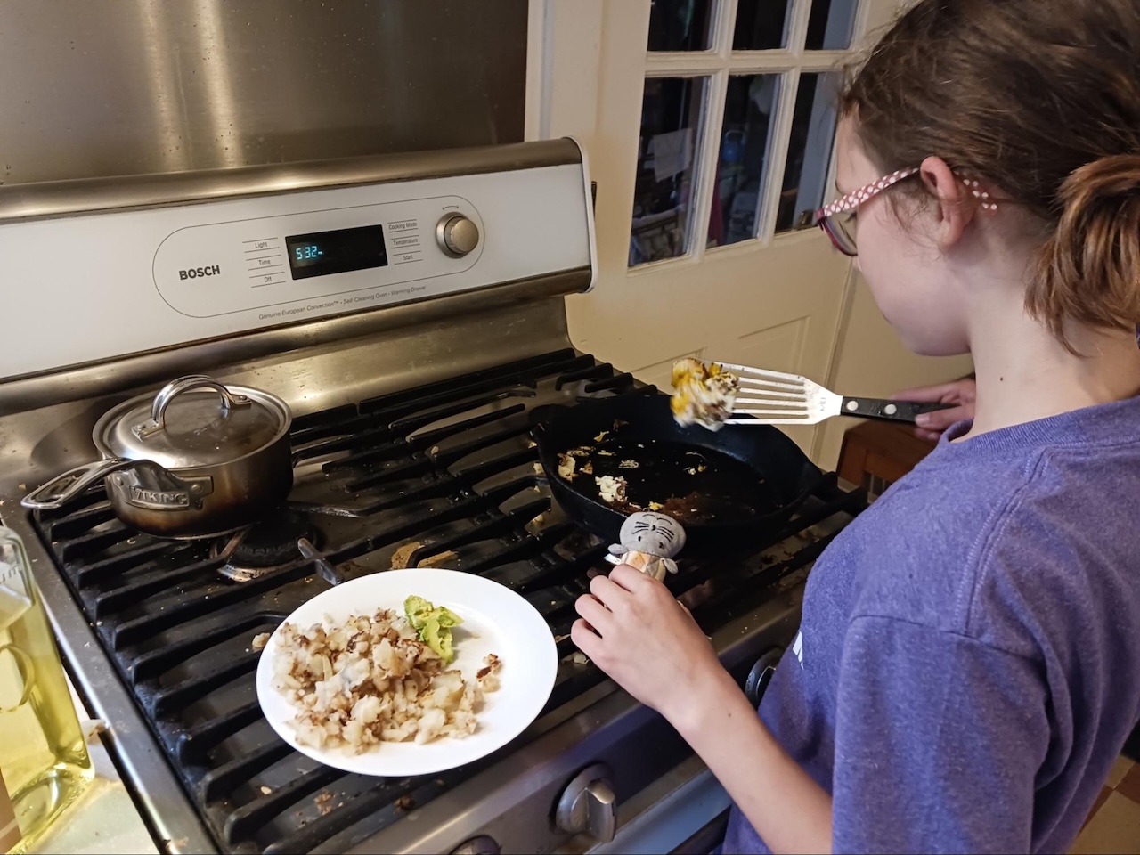 Kids take over the kitchen | Recipe: Hash by Helen
