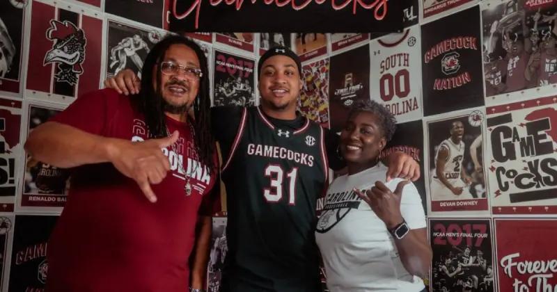 ‘He’s a mastermind’: South Carolina transfer talks joining Lamont Paris’ program