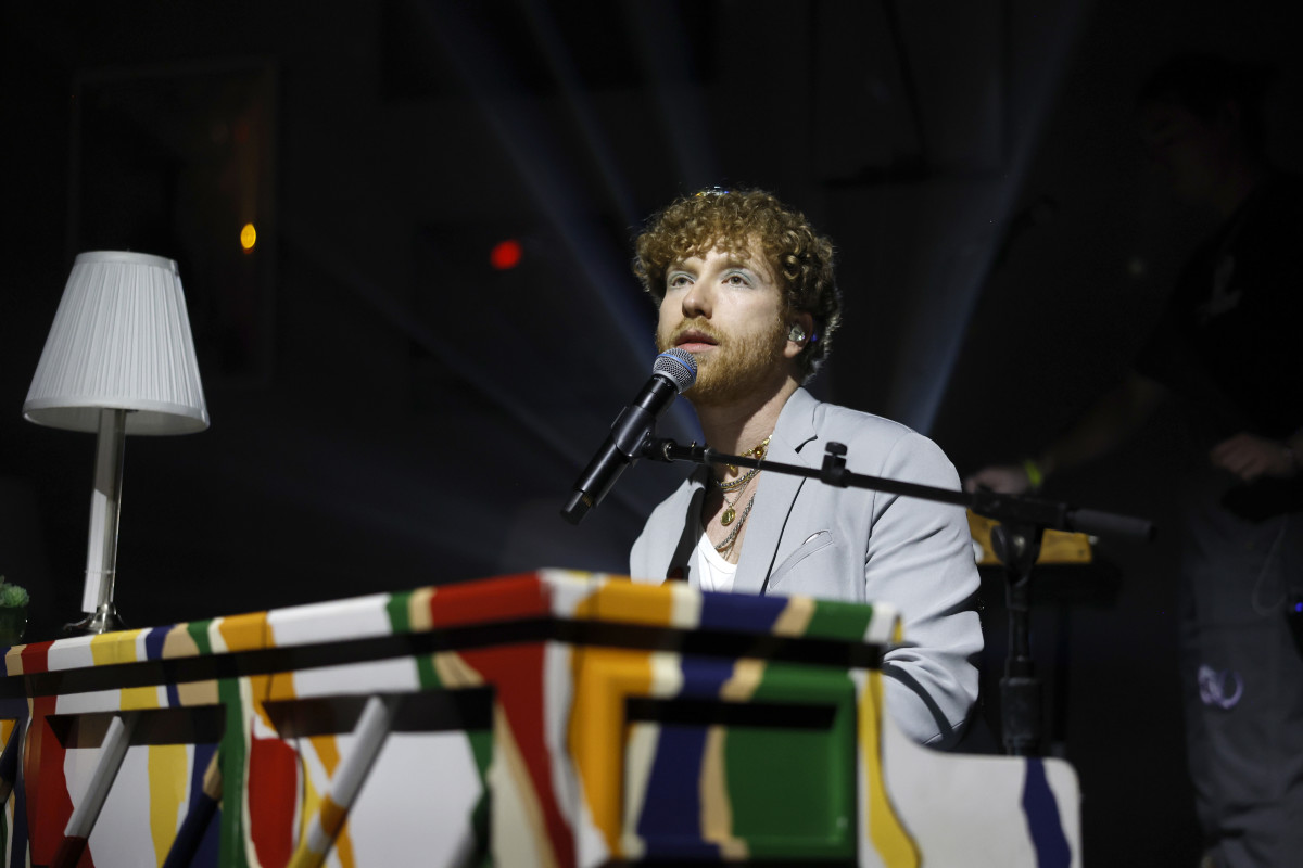 Yahoo entertainment home