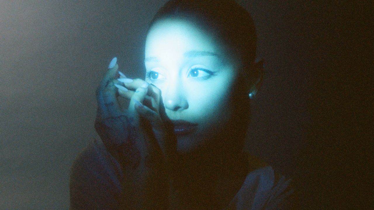 Ariana Grande to Return to the Stage With 2026 Tour