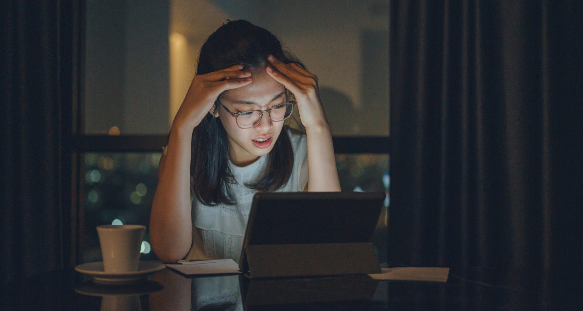 Why Apple Stock Lagged the Market on Monday