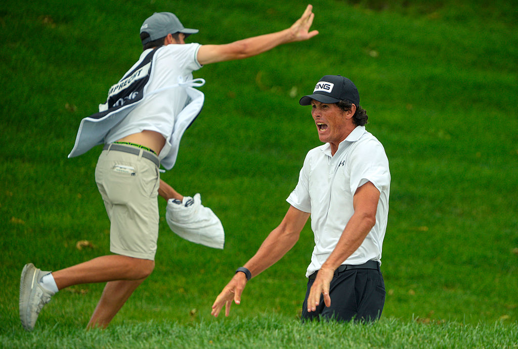 Christo Lamprecht And His Caddie Pull Off Epic Celebration After Chip-In Win