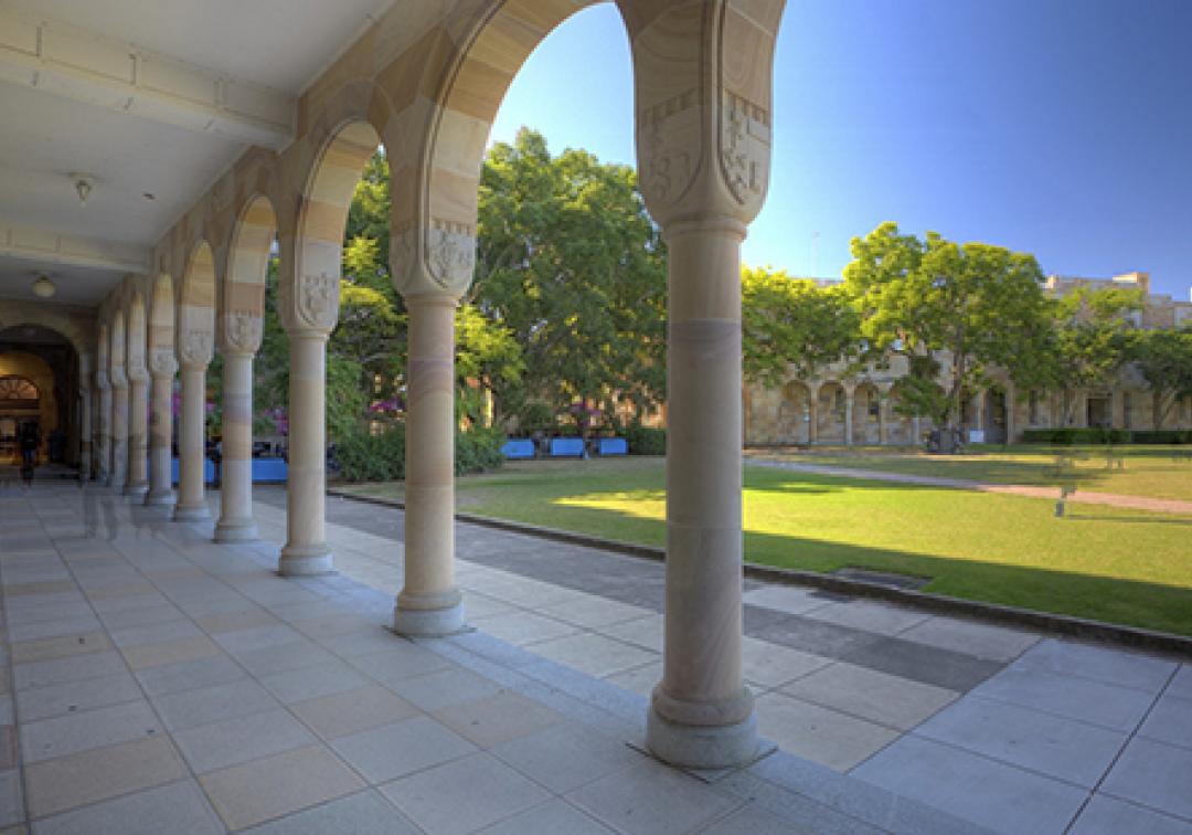 10 UQ researchers receive Tall Poppy Science Awards - News