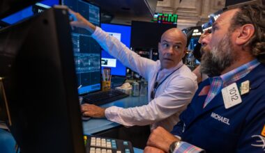 Stock markets drop as Trump unveils latest global tariffs : NPR