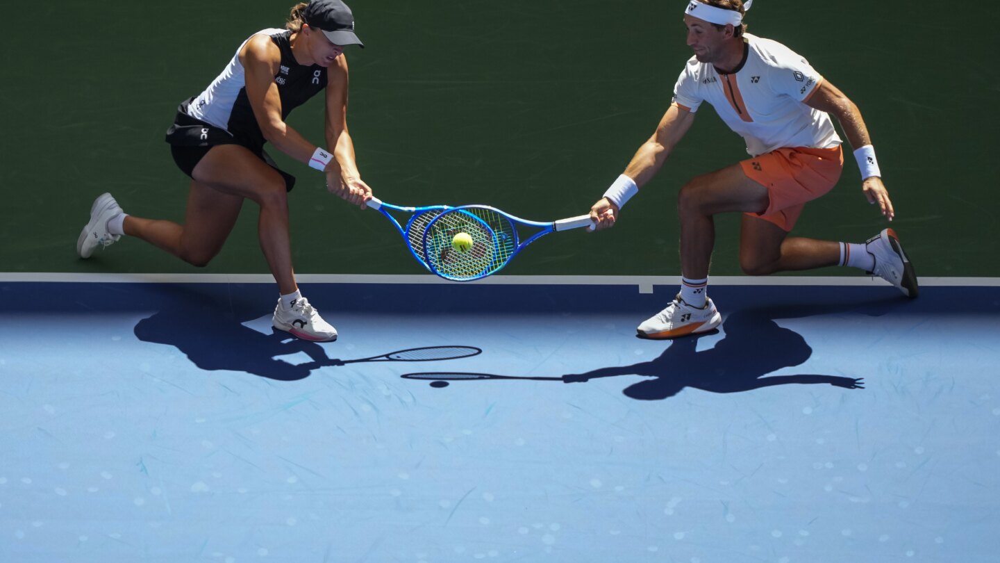 New US Open mixed doubles championship is already down to its final 4