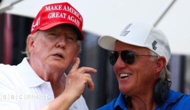 Donald Trump and Greg Norman in conversation