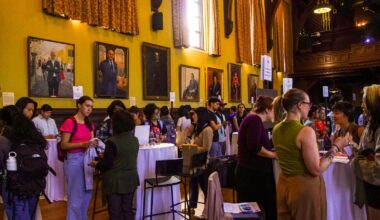 Hundreds flock to fall Student Employment Fair in search of on-campus jobs