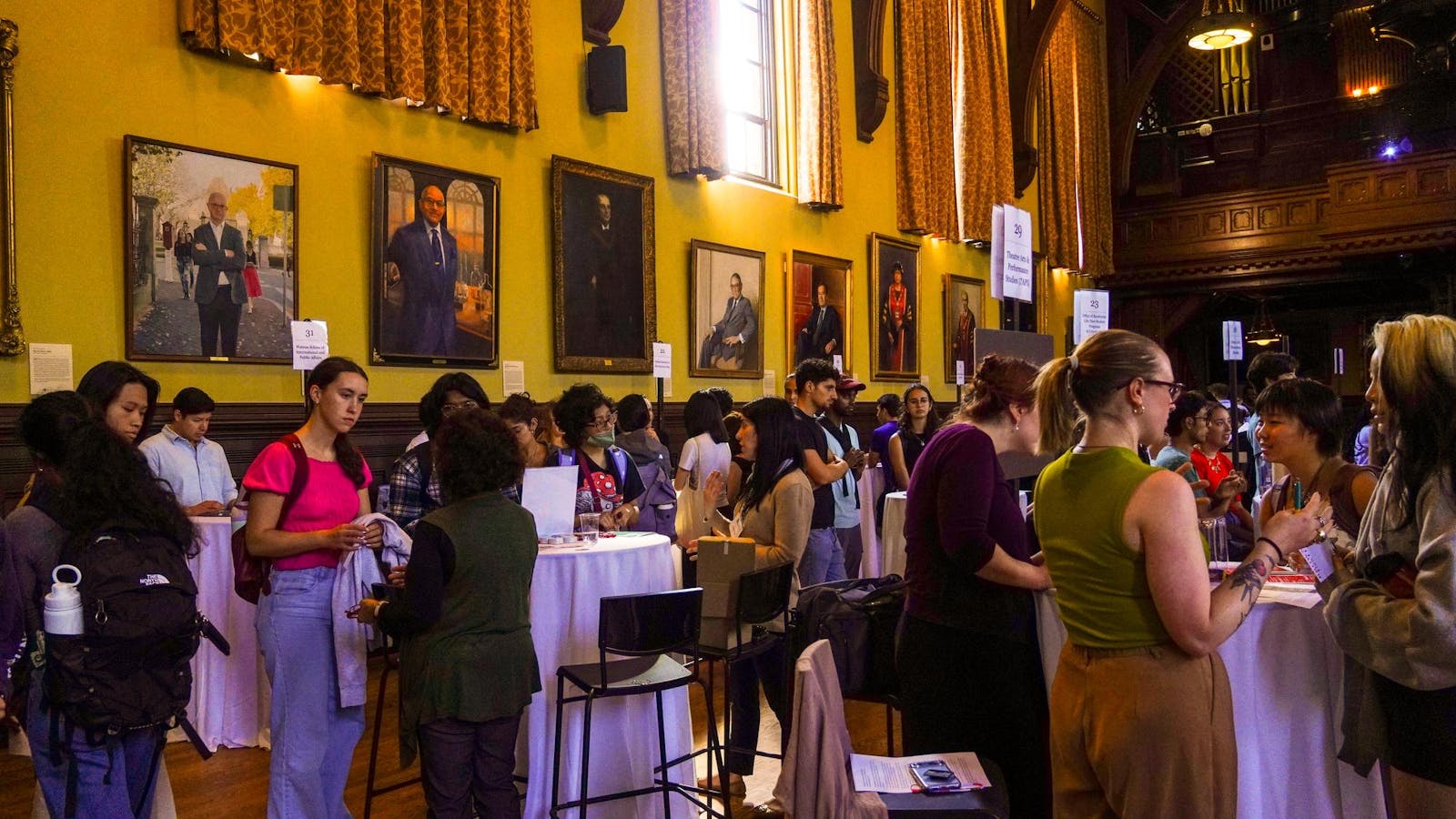 Hundreds flock to fall Student Employment Fair in search of on-campus jobs