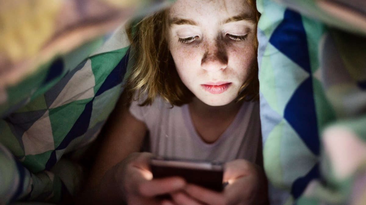 Fifth of parents regret giving child a smartphone when they did