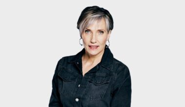 I want to help my sister, who seems almost paralysed by despair