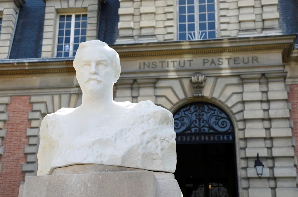 A sculpture representing Louis Pasteur is seen outside the Pasteur Institute headquarters in Paris, France, which hosted nearly a hundred experts in synthetic biology, immunology, ecology and bioethics, political decision-makers and funders to discuss the risks of mirror life in June 2025.