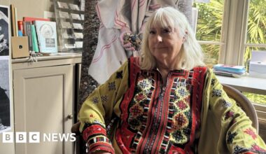 Deal artist opens project aimed at reducing mental health stigma