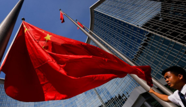 Global money managers are venturing back into China after years of aversion, piqued by a world-beating stock rally and the country’s advances in high-tech industries. 