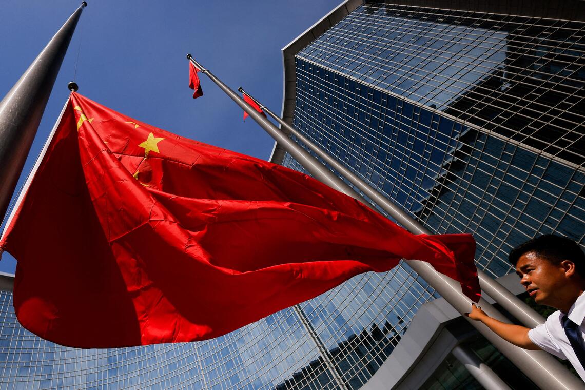 Global money managers are venturing back into China after years of aversion, piqued by a world-beating stock rally and the country’s advances in high-tech industries. 