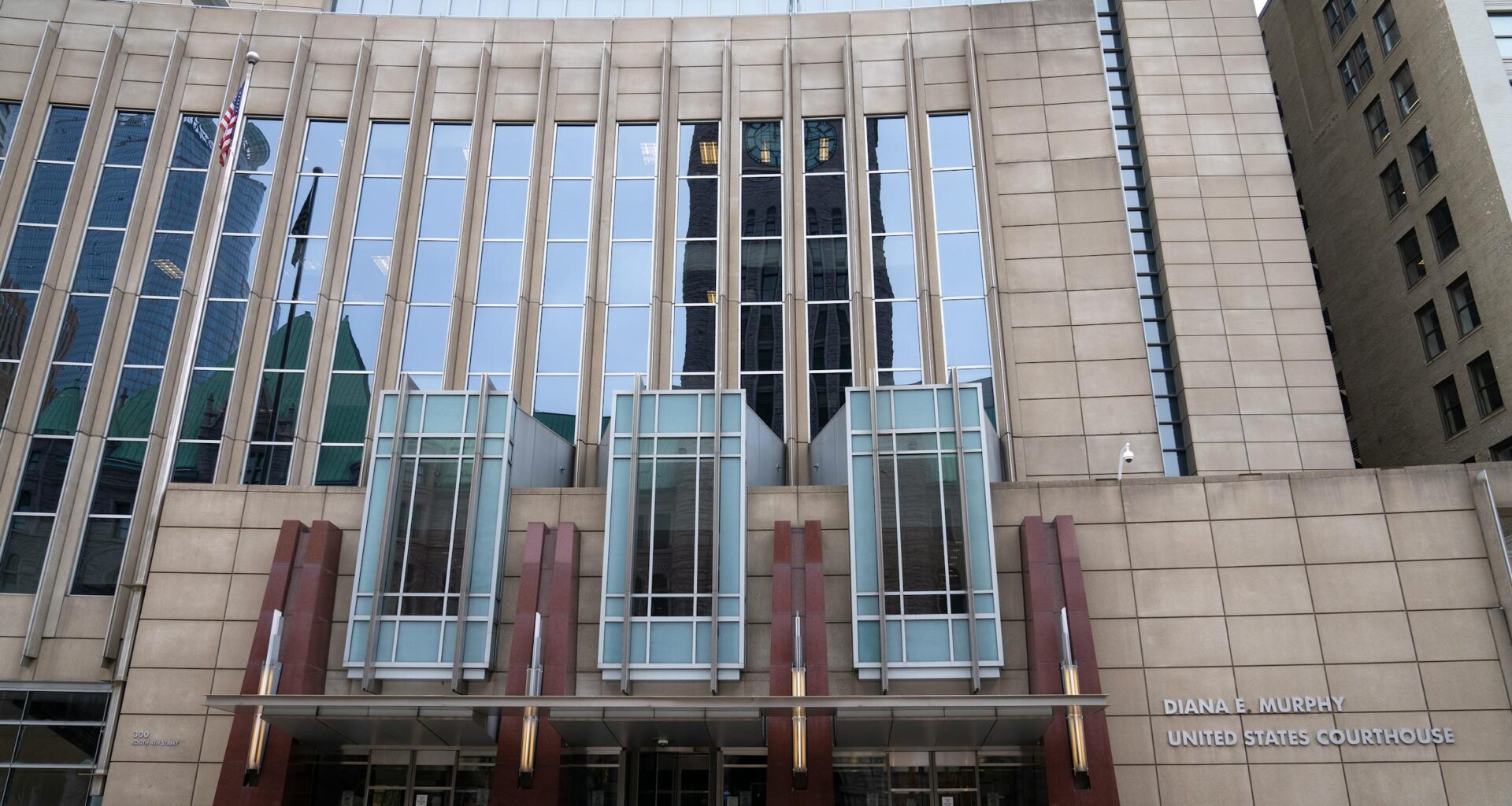 Minnesota woman pleads guilty in $2 million AI ‘microcurrent therapy’ fraud scheme