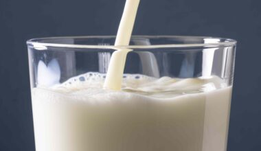 Is Whole Milk Healthier Than Low-Fat Milk? Here’s What Experts Say