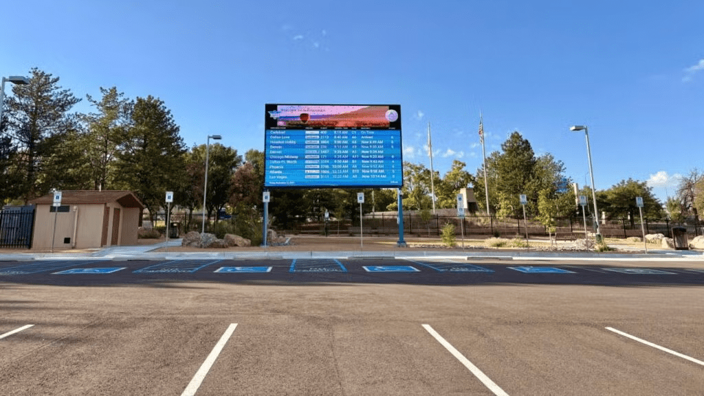 Sunport unveils new cell phone waiting lot