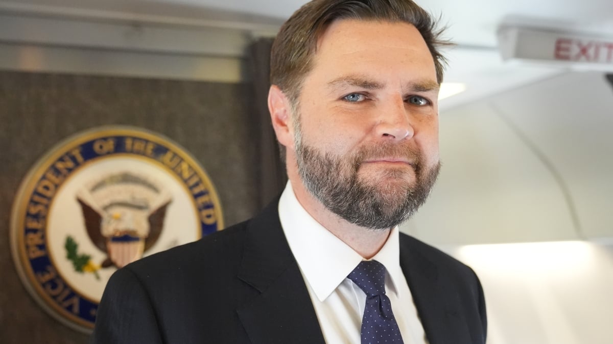 JD Vance calls dating apps 'destructive'