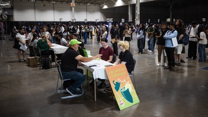 Canada’s youth face bleak employment market as economy slows