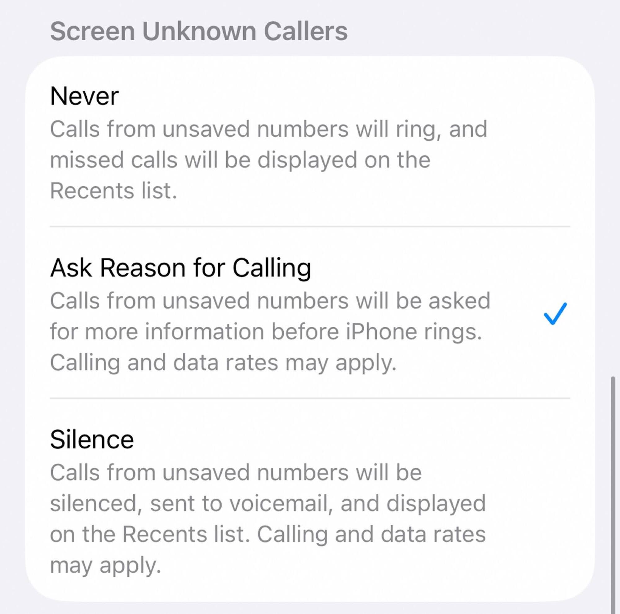 A screenshot of the menu options for call screening for unknown numbers in iOS 26's settings, which include "never," "ask for reason for calling," and "silence."