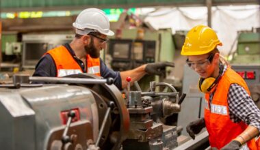 Community Colleges Aim to Shorten the Path to Skilled Jobs