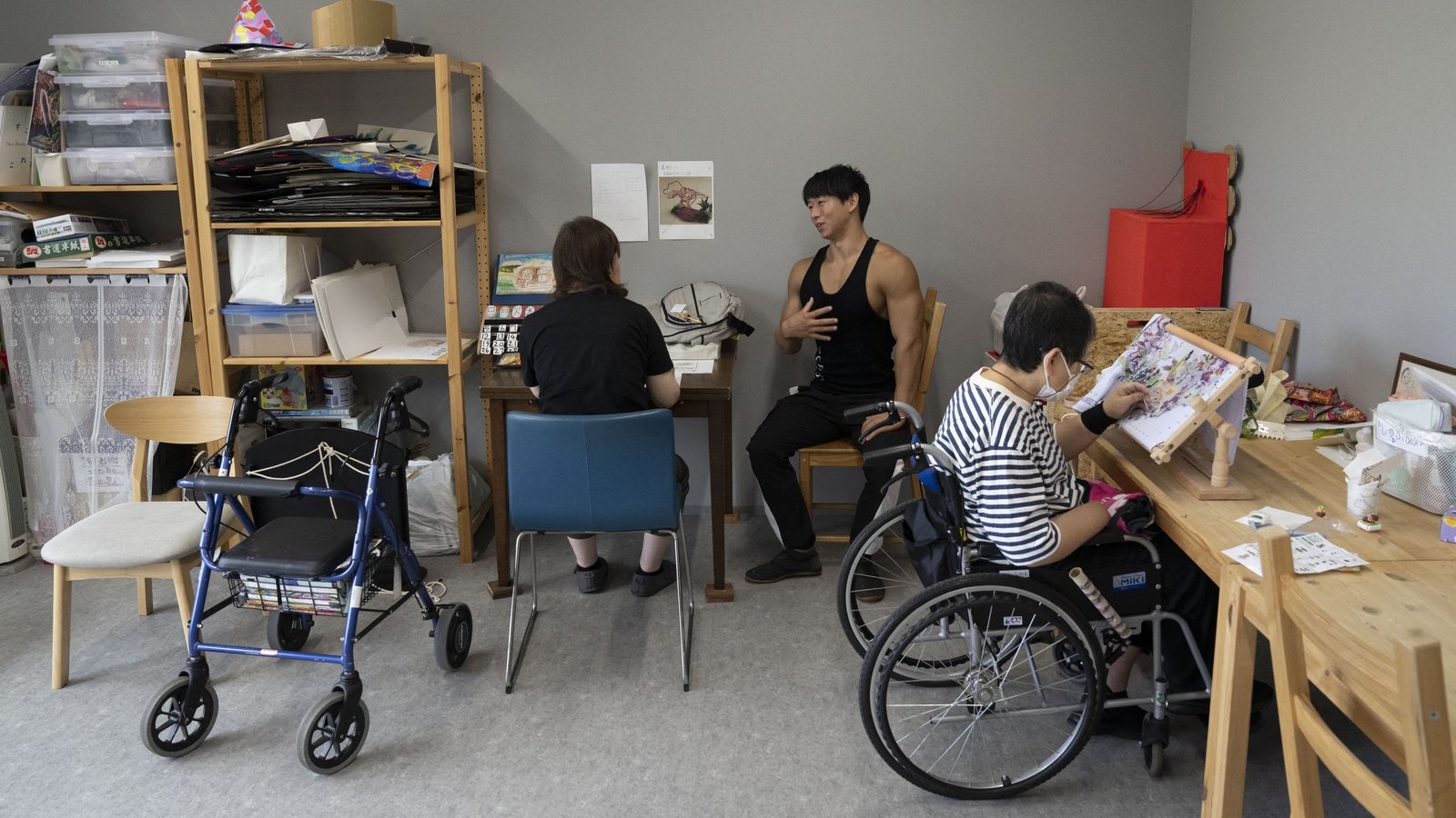 Young bodybuilders lift Japan's ailing care sector