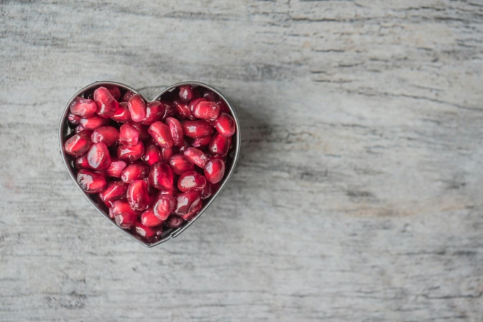 Why you should eat one pomegranate every day