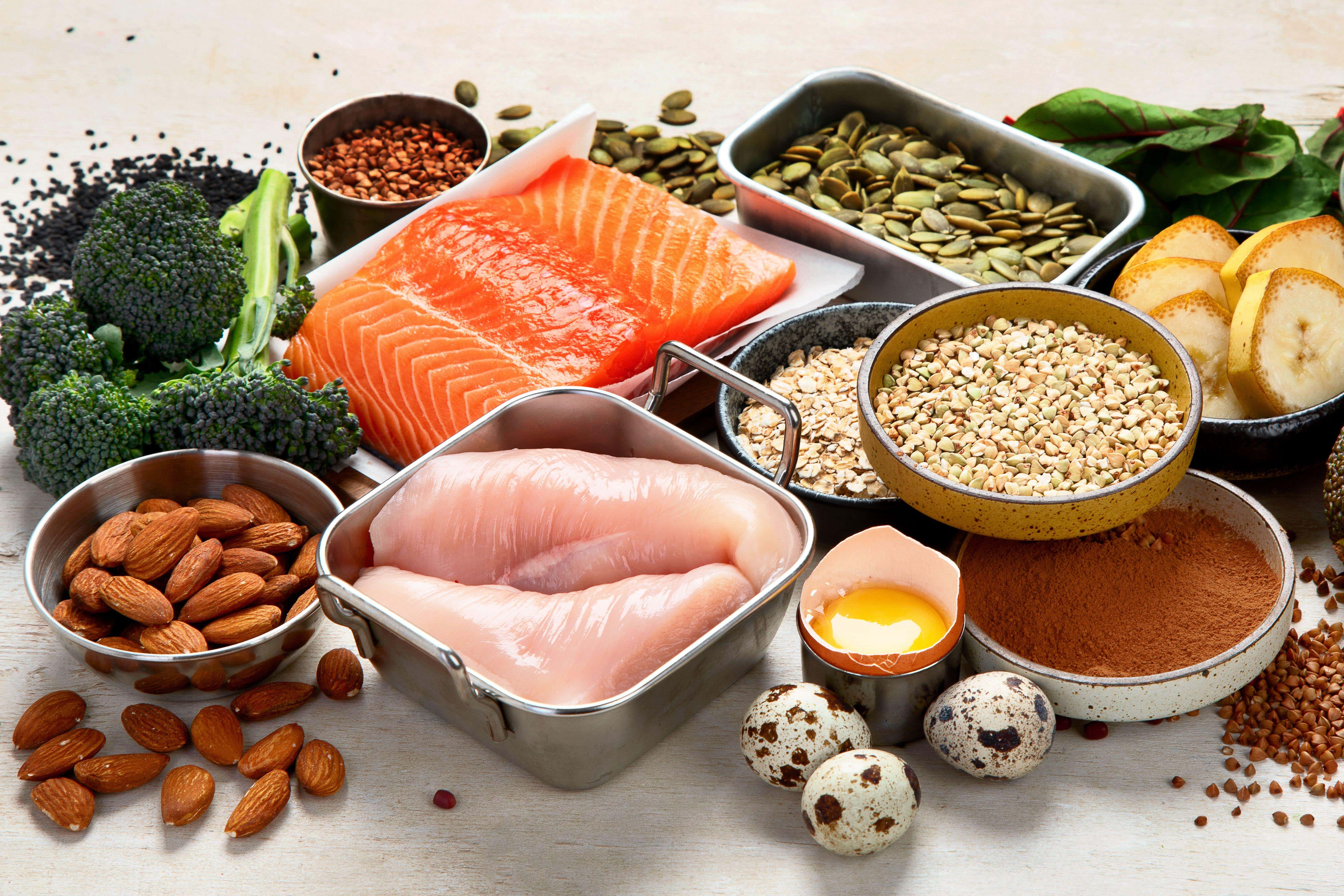 Foods rich in magnesium include nuts and seeds, whole grains, seafood, meat, legumes and green leafy vegetables
