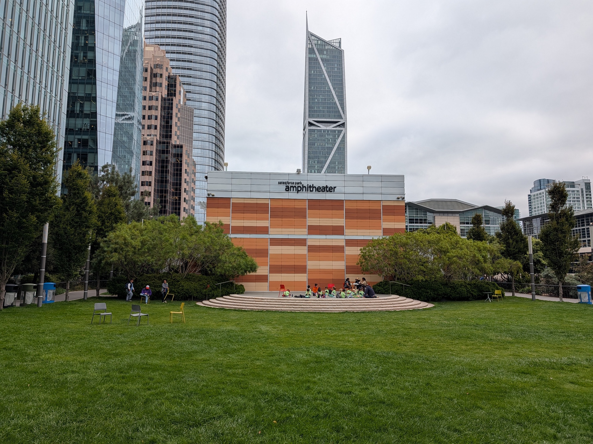 Outside green space shot by Pixel 10 Pro