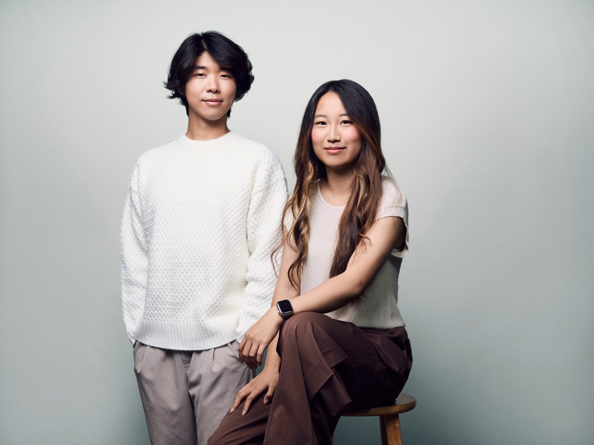 Datacurve founders Serena Ge and Charley Lee