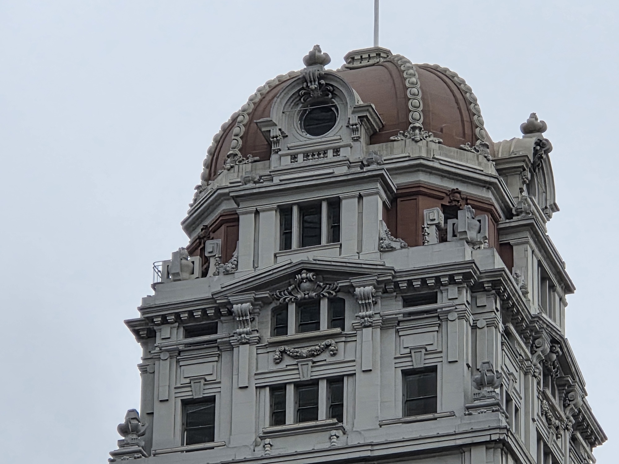 Victorian dome by Galaxy S25 Plus