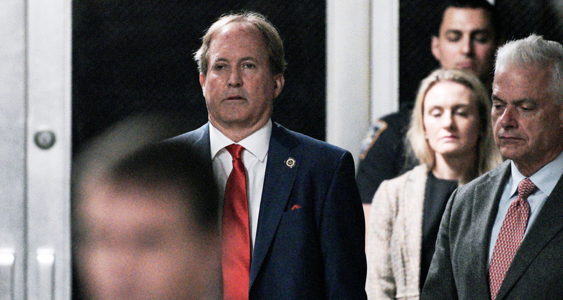 If things in America weren’t stupid enough, Texas is suing Tylenol maker