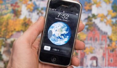 How Jobs' abrasive nature got Corning to build the display for the OG iPhone