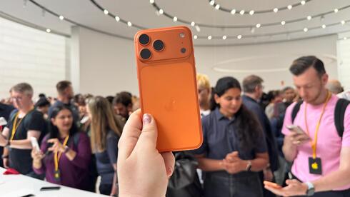 The iPhone 17 Pro Max is bananas — in the best way possible