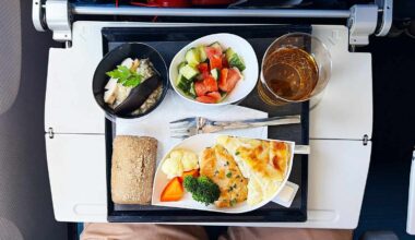 We Asked 7 Nutrition Experts What Not to Eat on a Plane—Here's Their 'Must Avoid' List