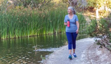 A trainer says that this is how you should reintroduce walking to your day after a break—15 minutes at a time