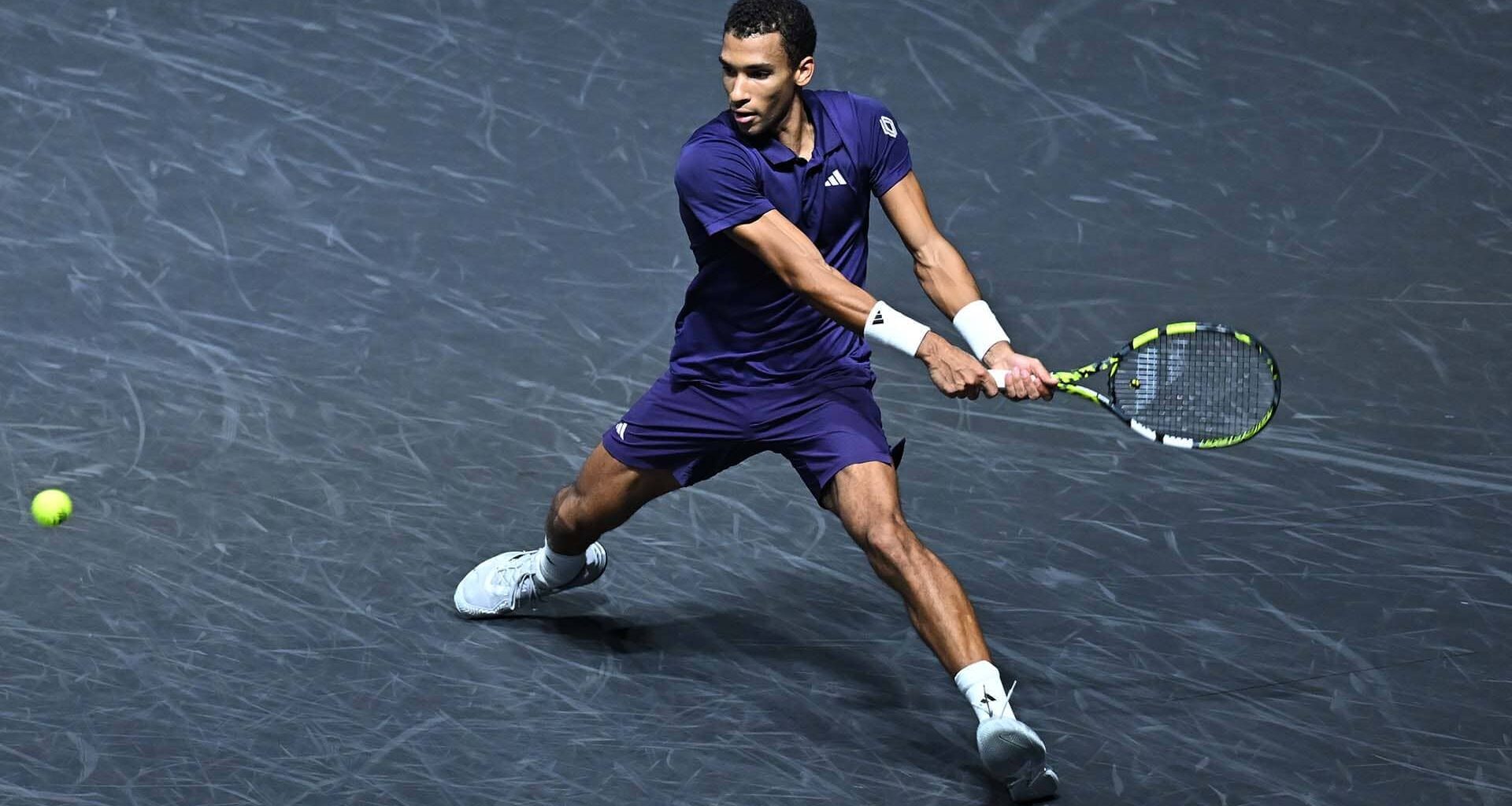 Felix Auger-Aliassime overcomes Daniel Altmaier on Thursday at the Rolex Paris Masters.