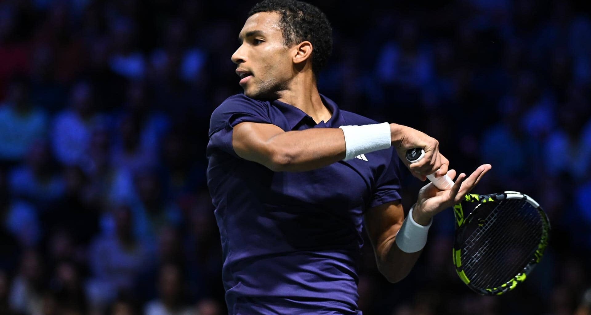 Felix Auger-Aliassime moves closer to Turin following Paris QF win | ATP Tour