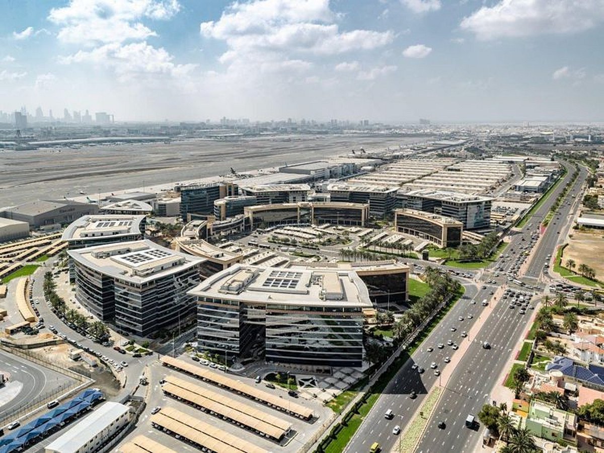 New free zone mainland operating permit to grow Dubai businesses