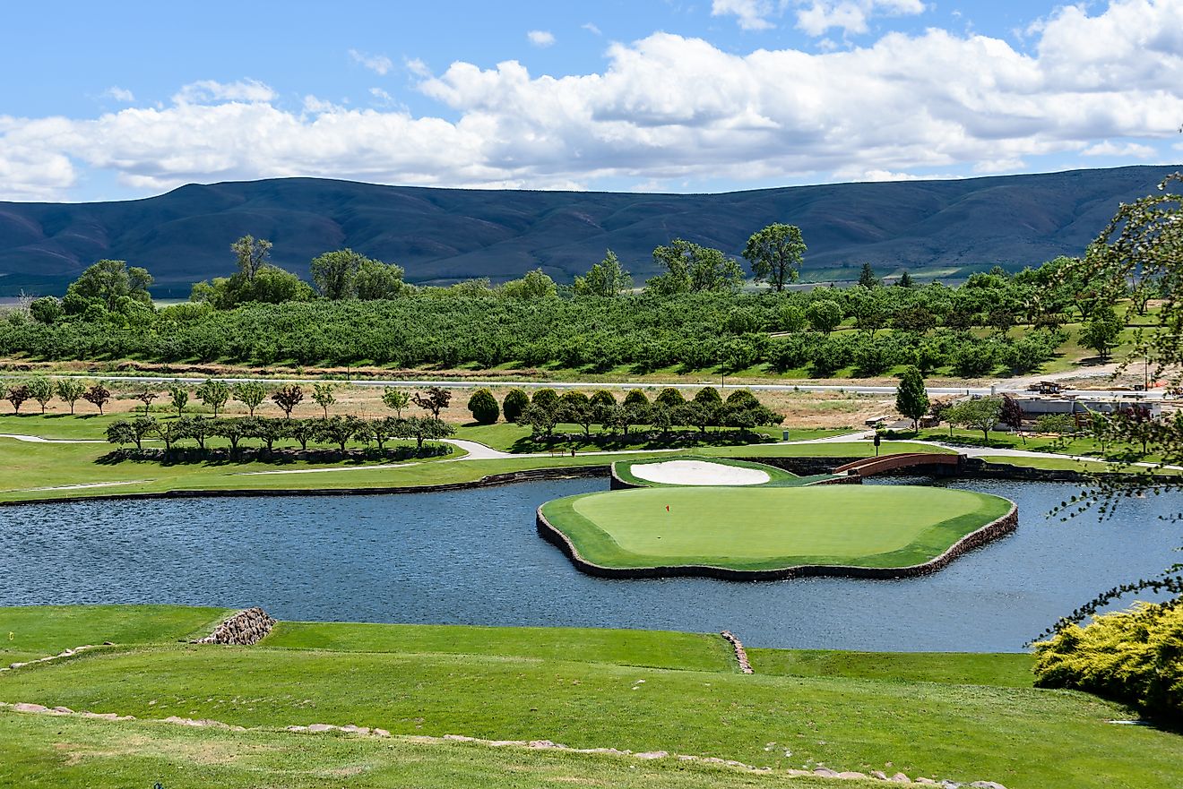 8 Best Golf Courses in Washington